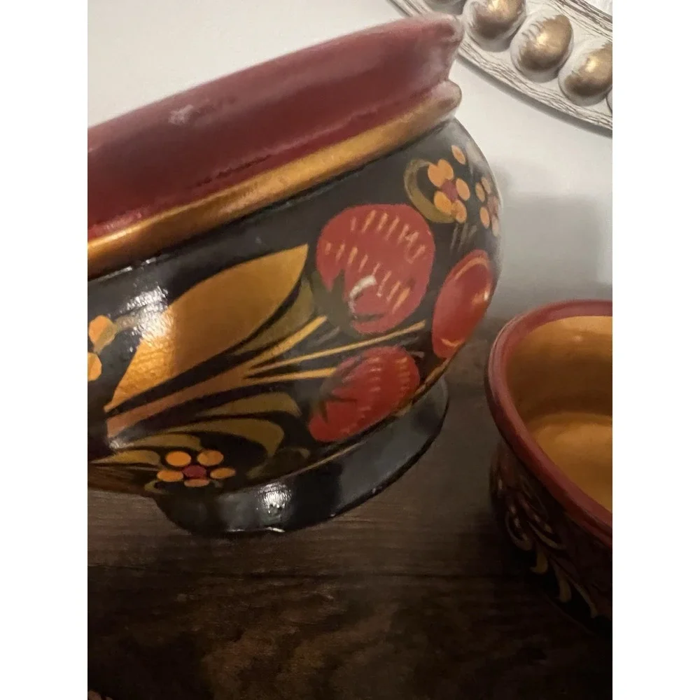N/A vintage hand
